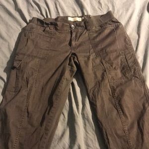 Women’s Sonoma cargo pants with elastic waistband